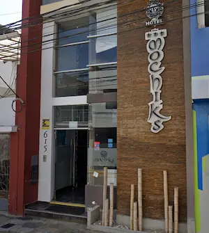 Hospedaje